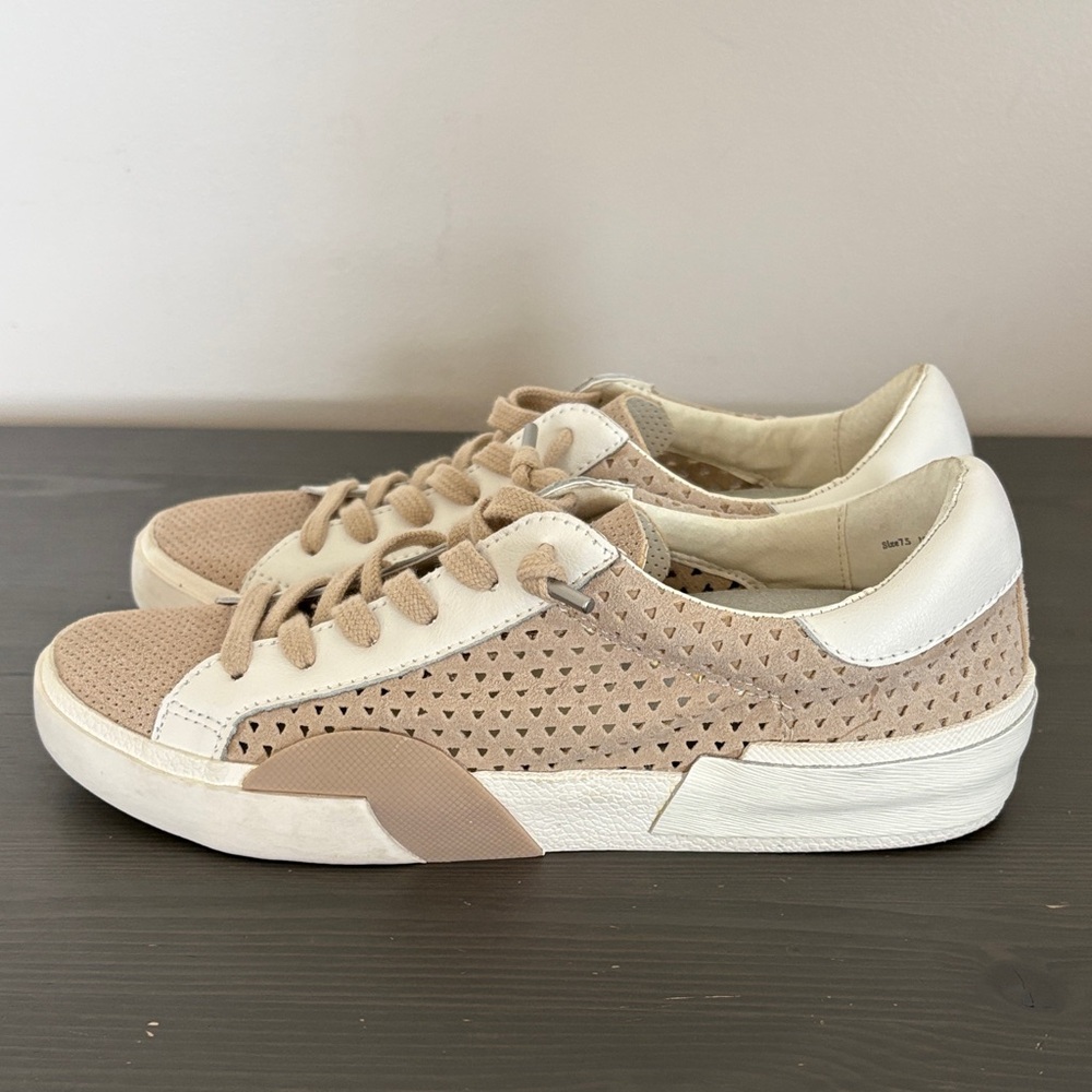 Dolce Vita Zina Perf 360 sneakers in dune multi‎ suede lace up slip on size 7.5